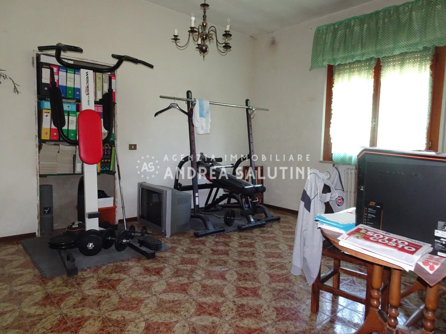 Villa Bifamiliare con giardino a Buti