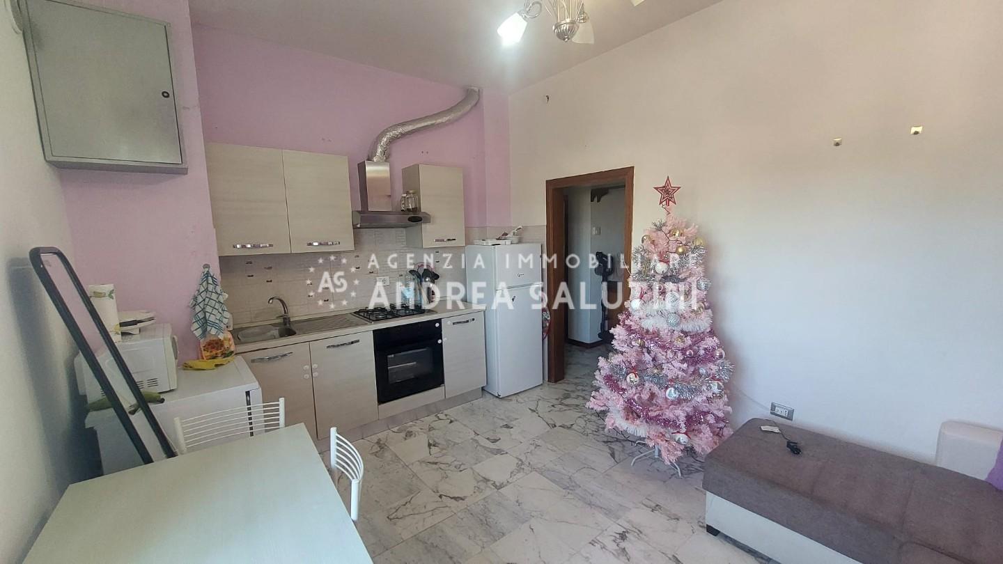 Trilocale in vendita, Pontedera villaggio piaggio