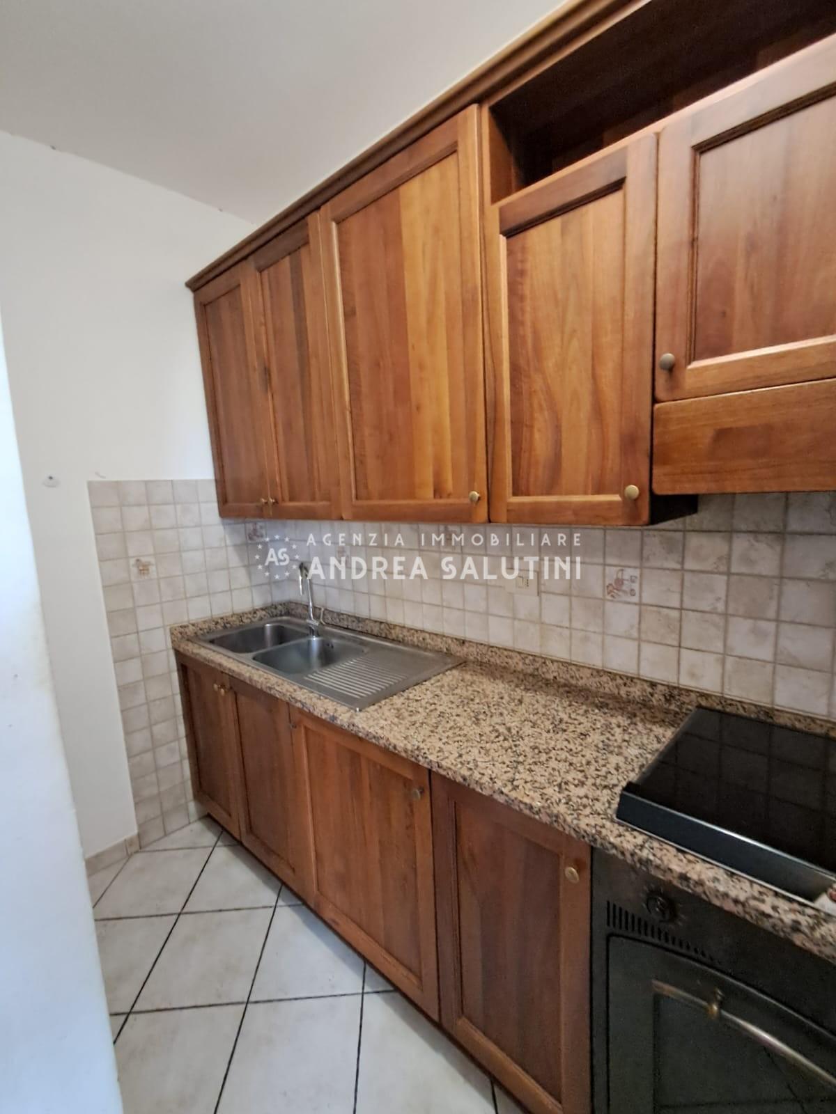 Trilocale in vendita, Buti cascine