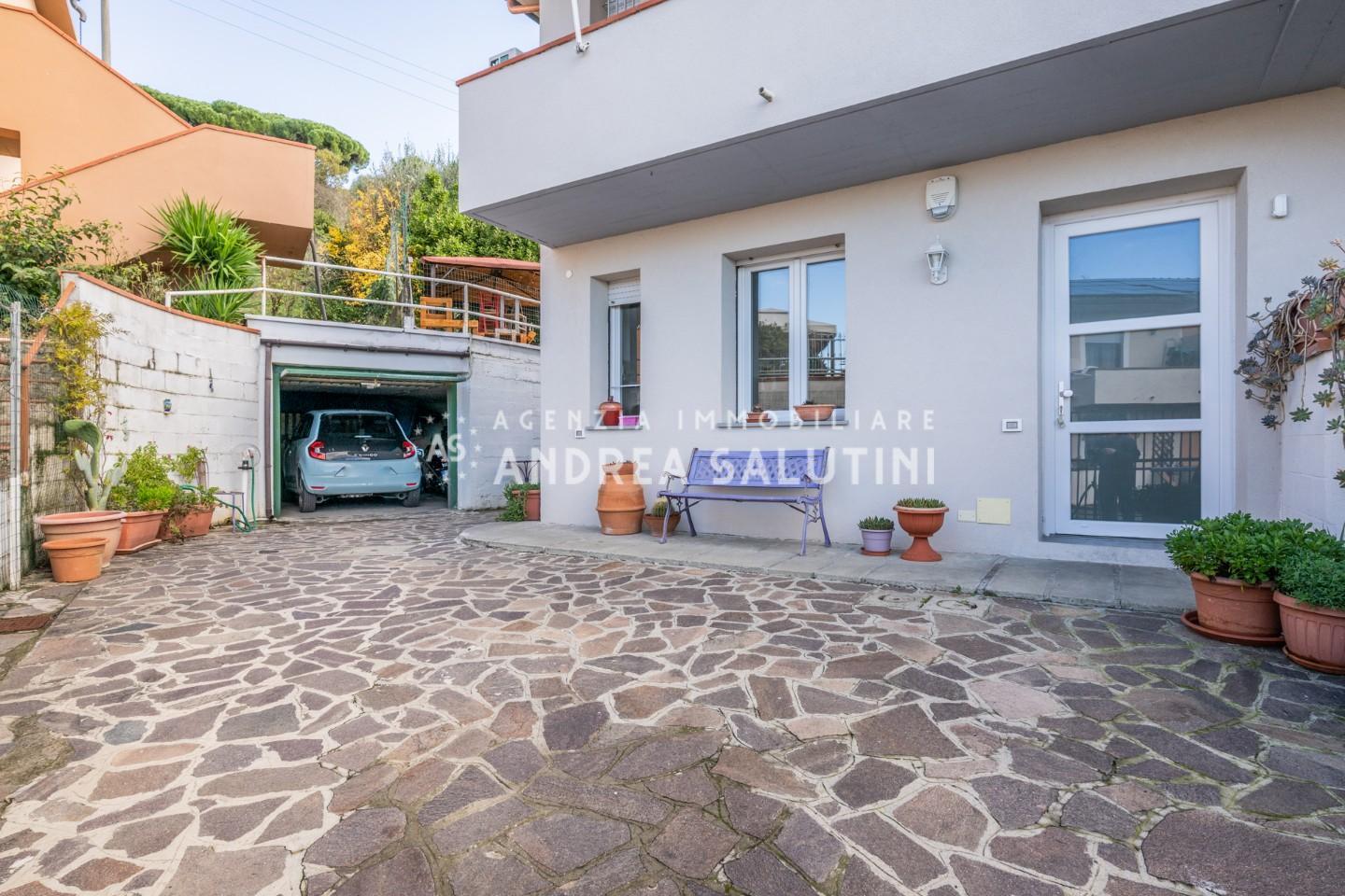 Appartamento con giardino, Pontedera i fabbri