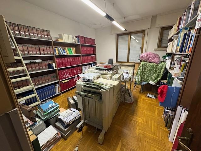 Appartamento con terrazzo a Santa Croce sull'Arno