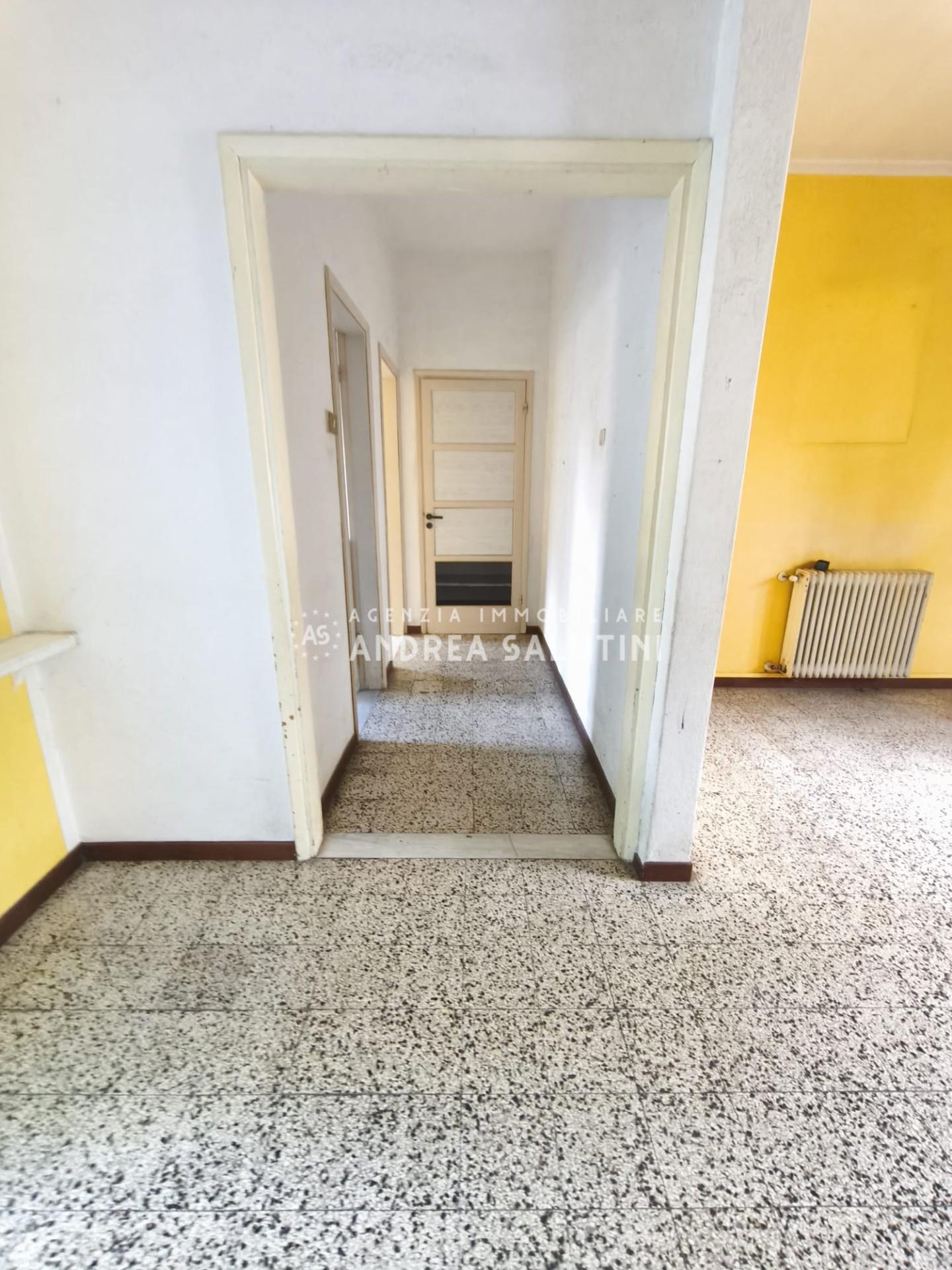 Trilocale in vendita a Cascina