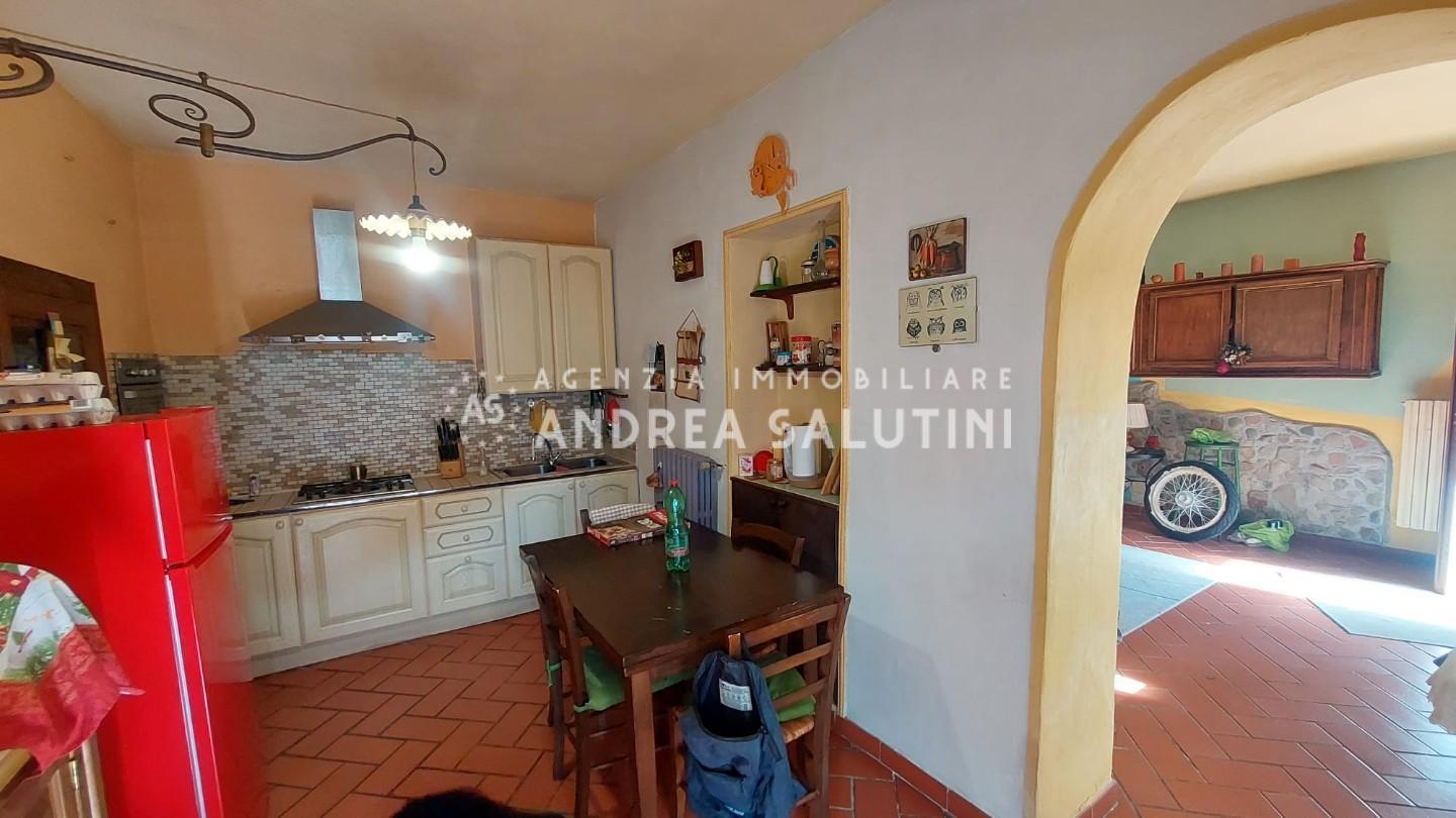 Casa indipendente con giardino, Buti cascine