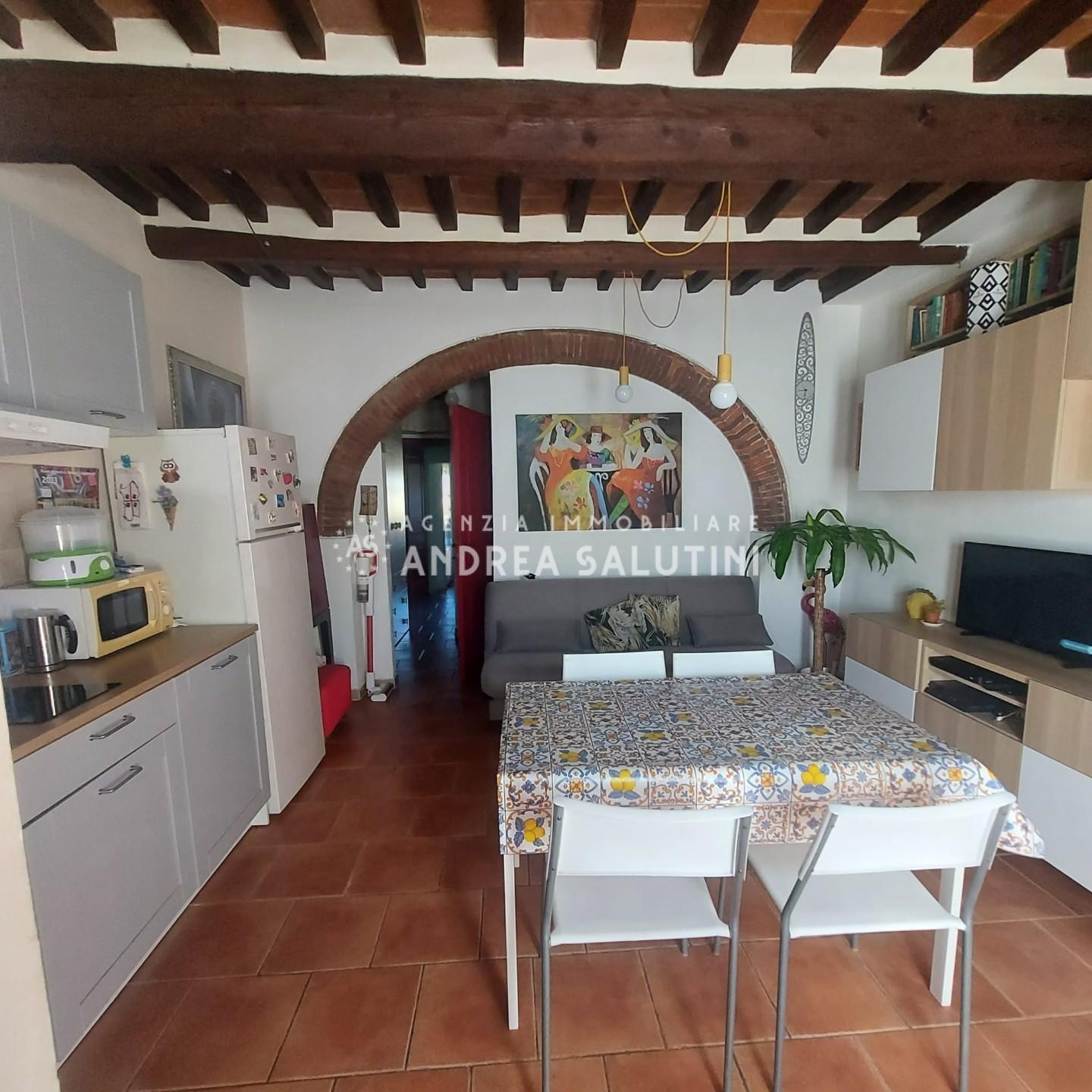 Trilocale in vendita, Calcinaia fornacette