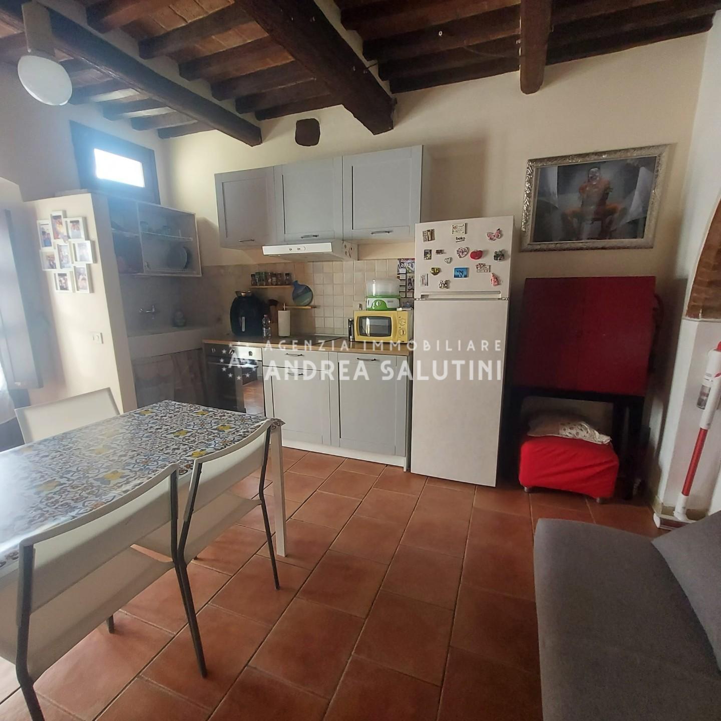 Trilocale in vendita, Calcinaia fornacette