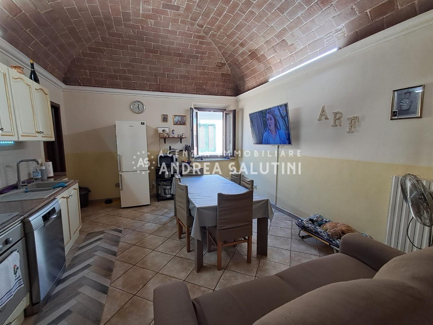 Trilocale con terrazzo a Ponsacco