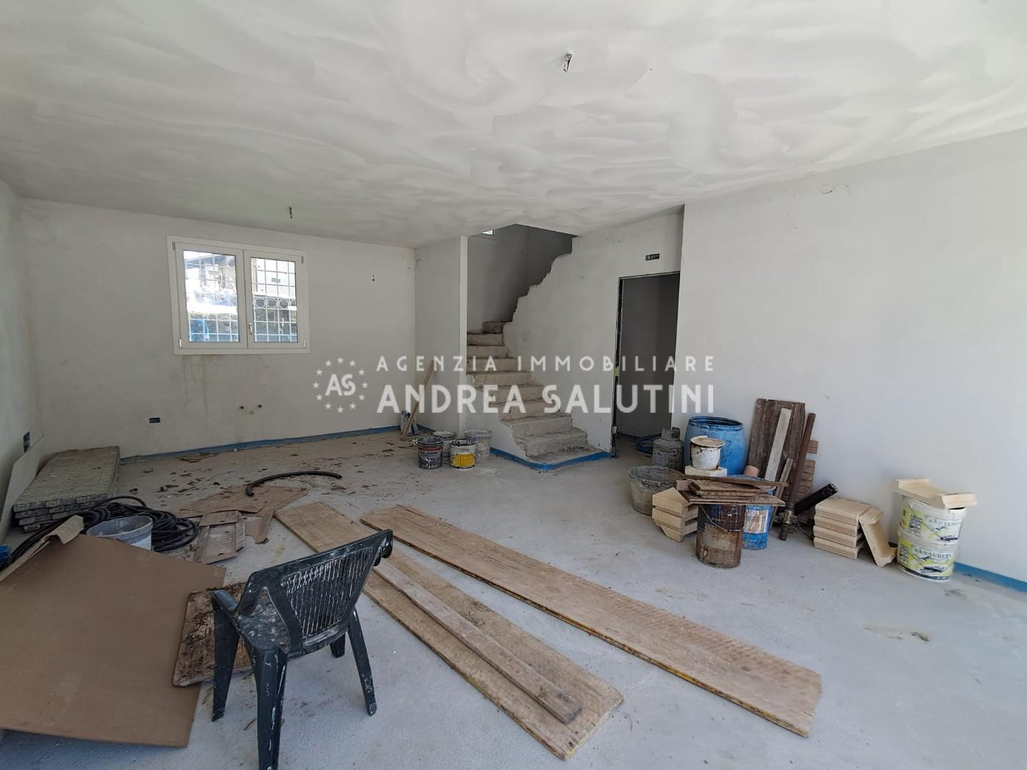 Villa Bifamiliare con giardino a Bientina