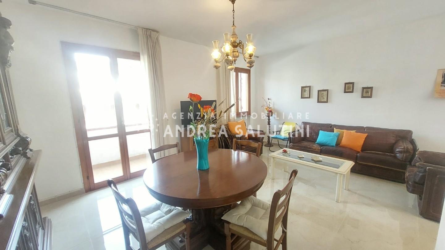 Villa con giardino a Calci