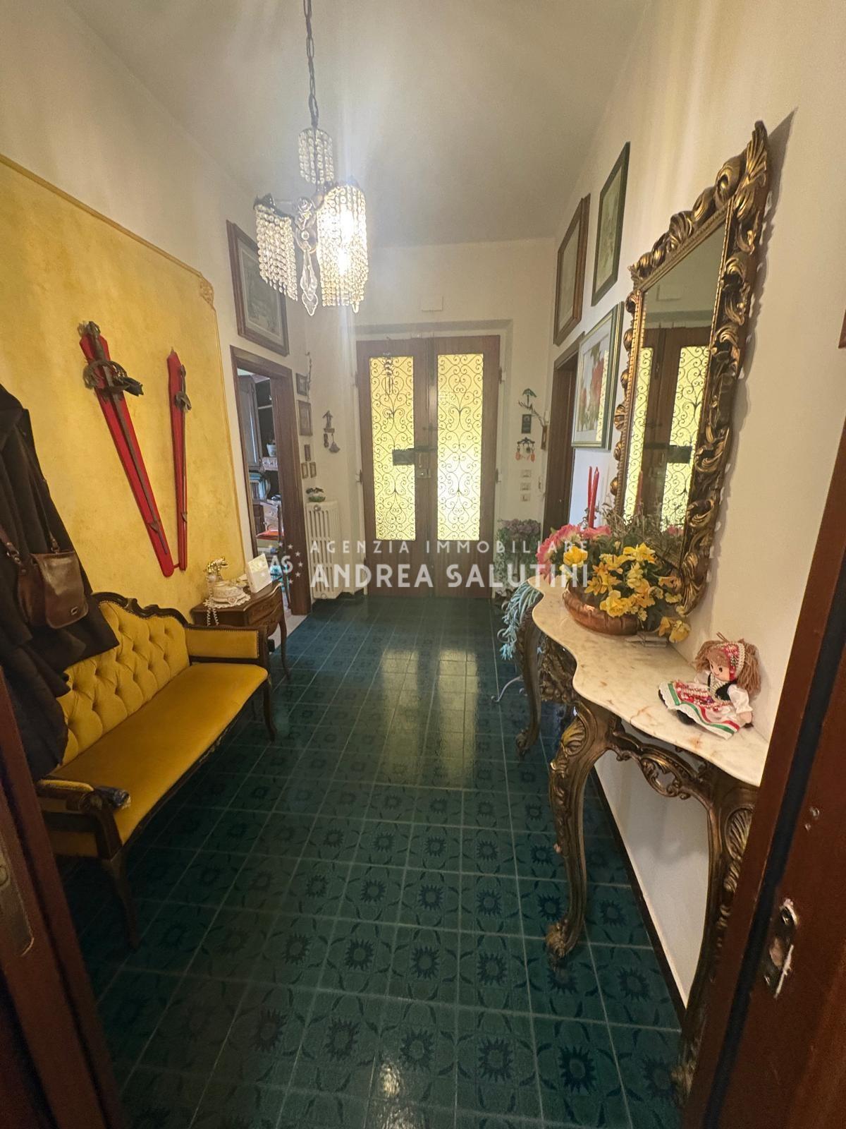 Casa indipendente con giardino, Calcinaia oltrarno