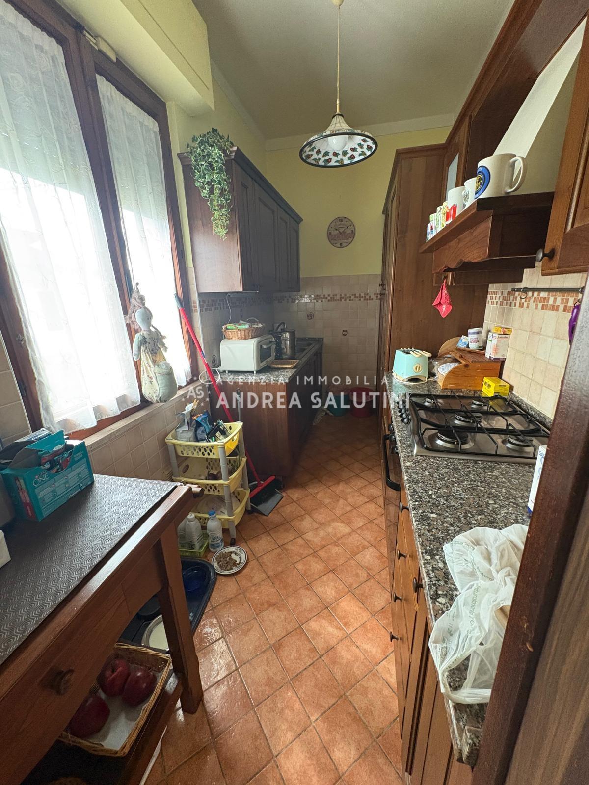 Casa indipendente con giardino, Calcinaia oltrarno