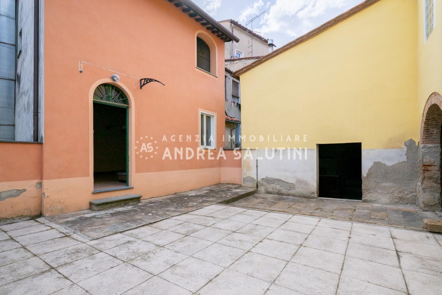 Casa indipendente con giardino a Buti