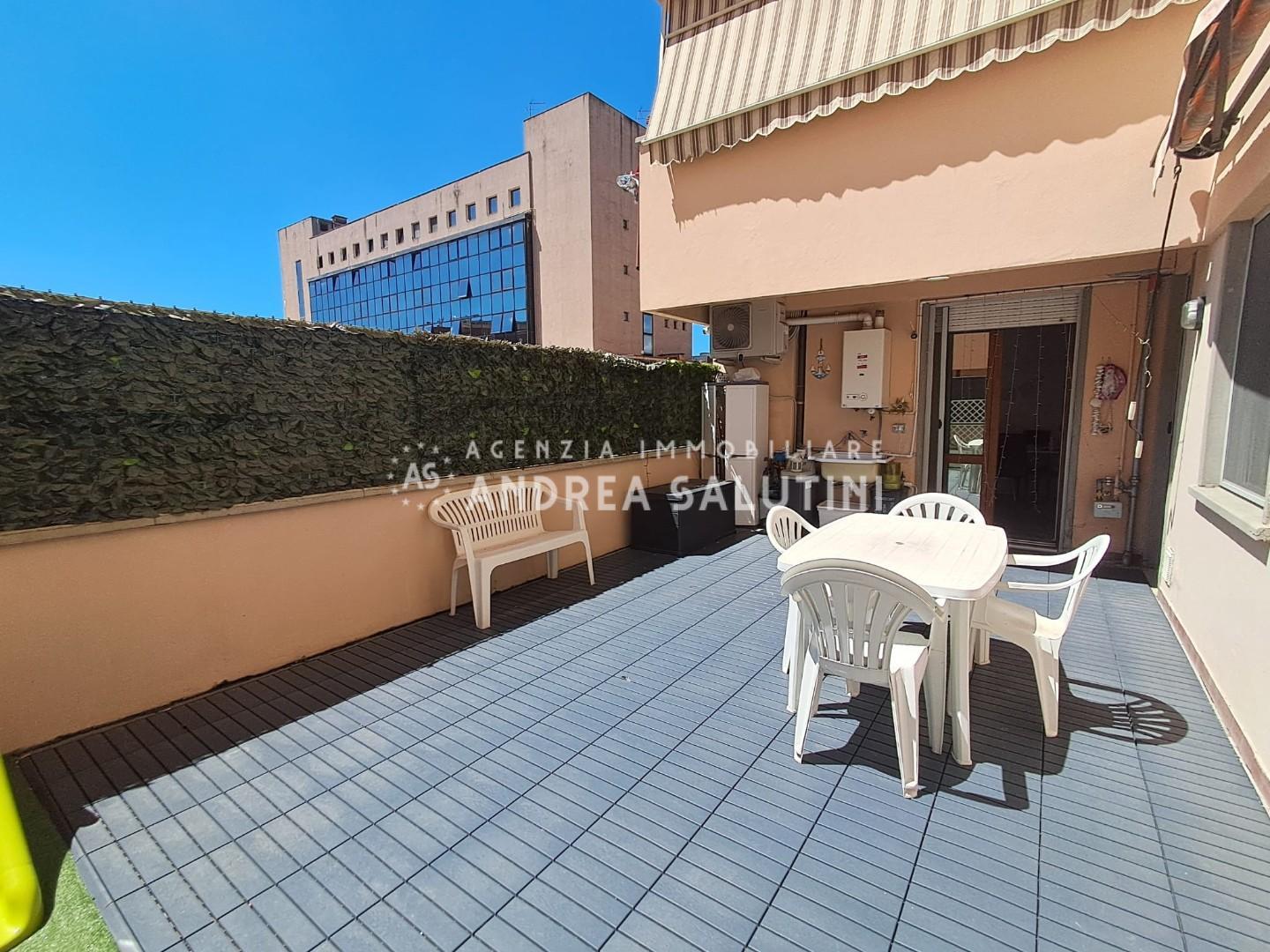 Appartamento con terrazzo a Pontedera
