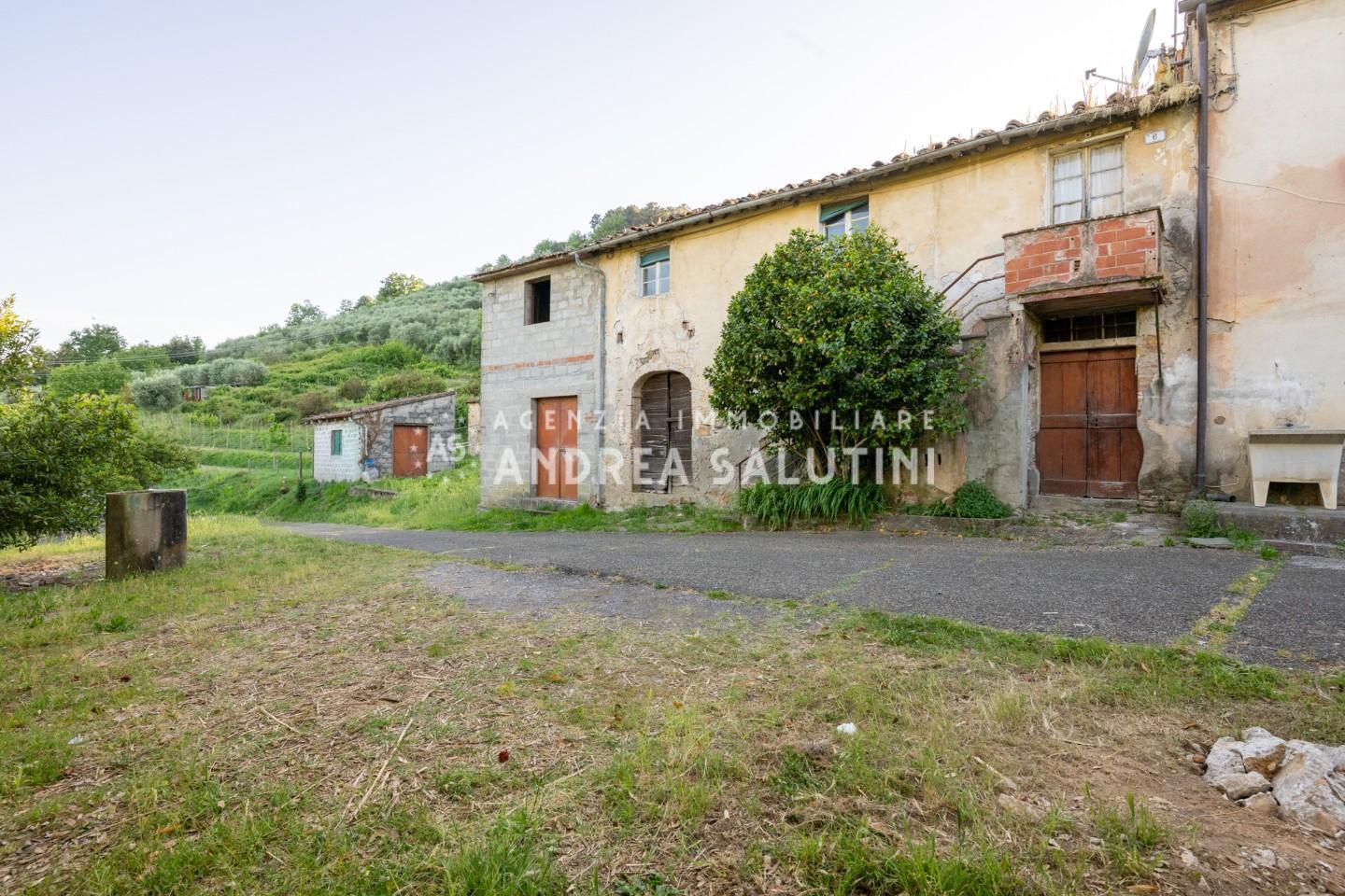 Casa indipendente con giardino a Buti