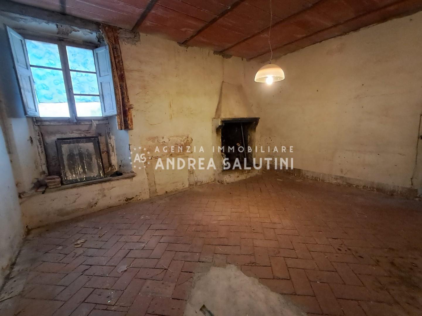 Appartamento con terrazzo a Buti