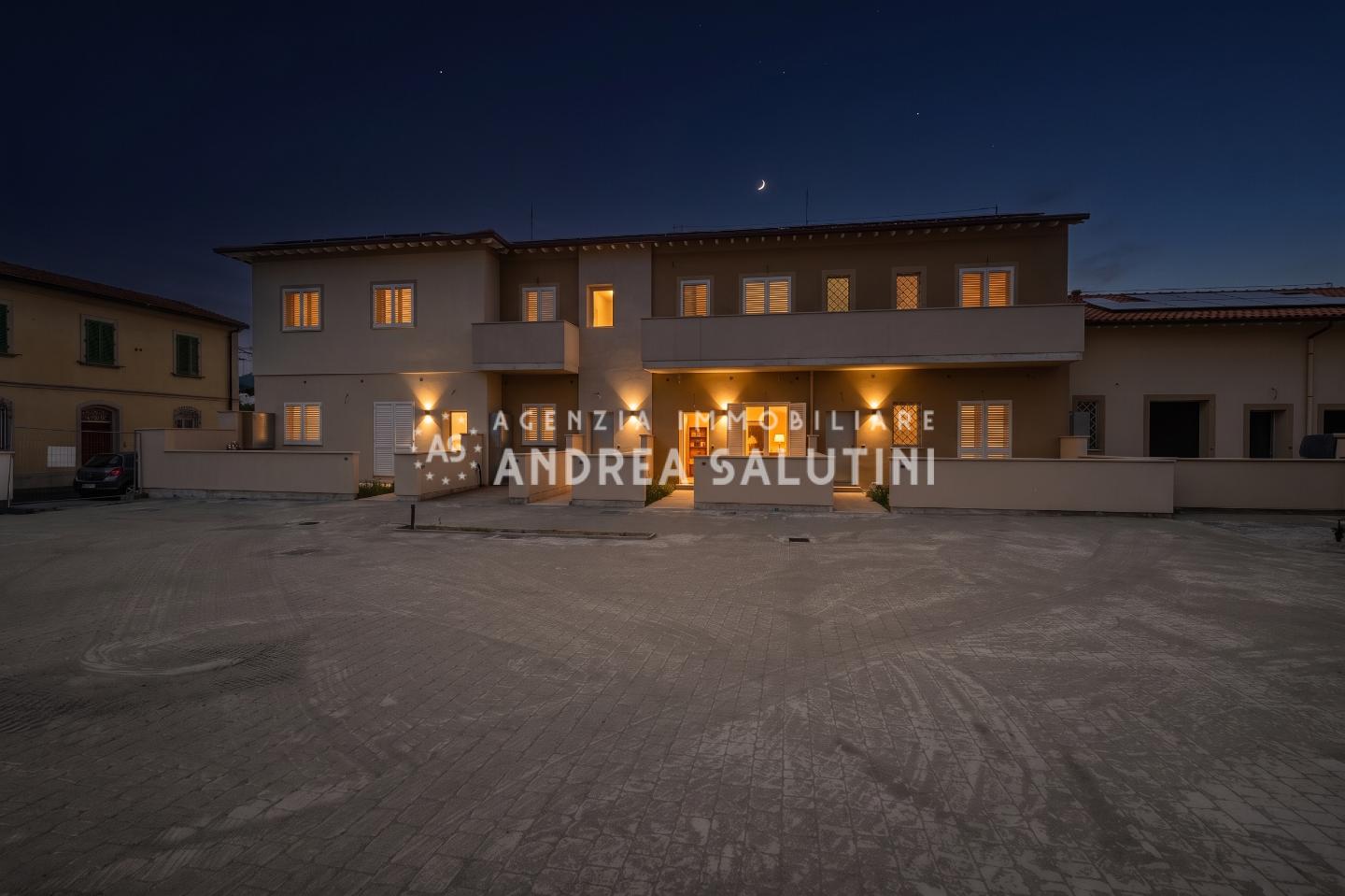 Casa indipendente con giardino a Cascina