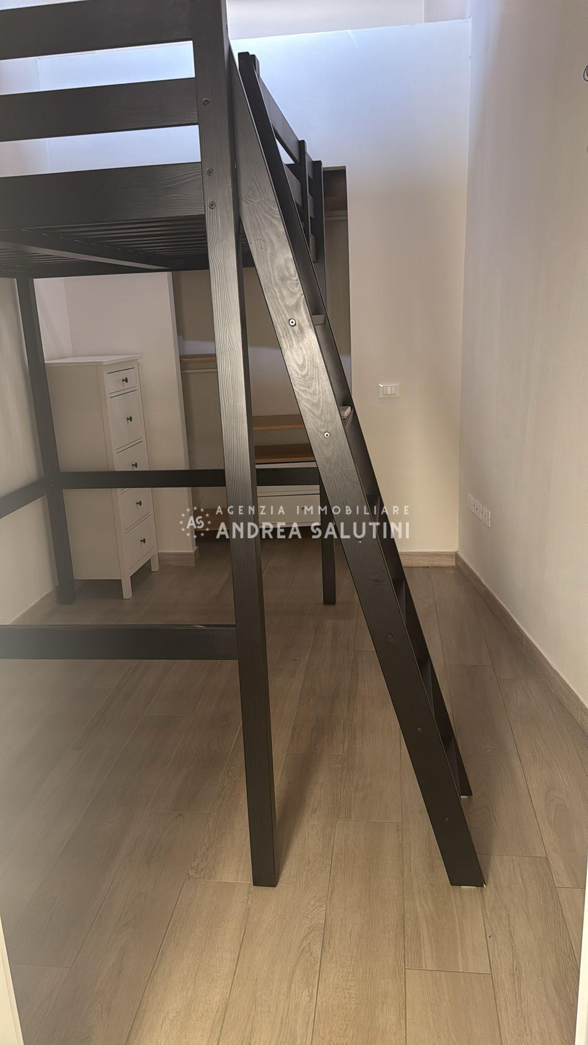 Quadrilocale arredato in affitto a Calcinaia