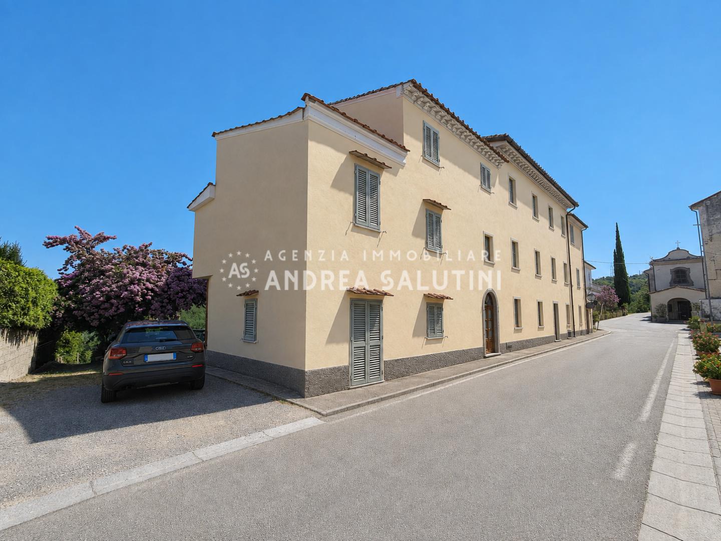 Casa indipendente con giardino, Pontedera montecastello