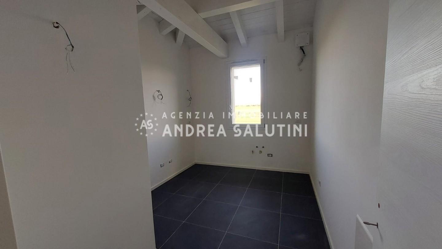 Casa indipendente con giardino a Pontedera