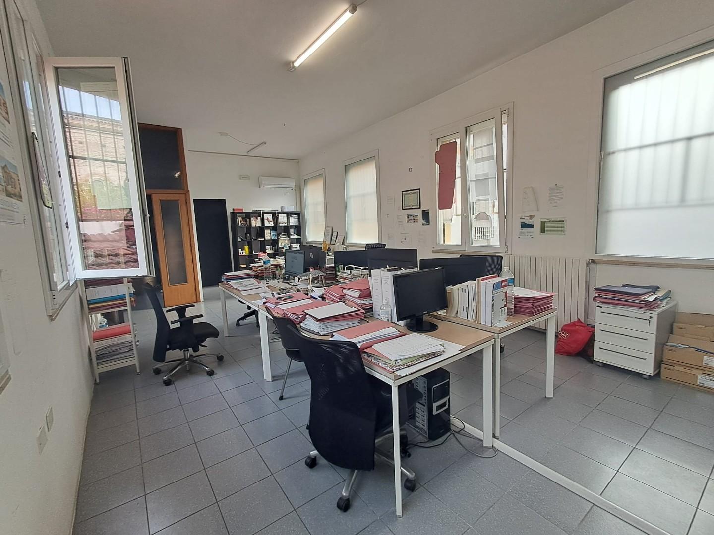 Ufficio in affitto, Pontedera centro