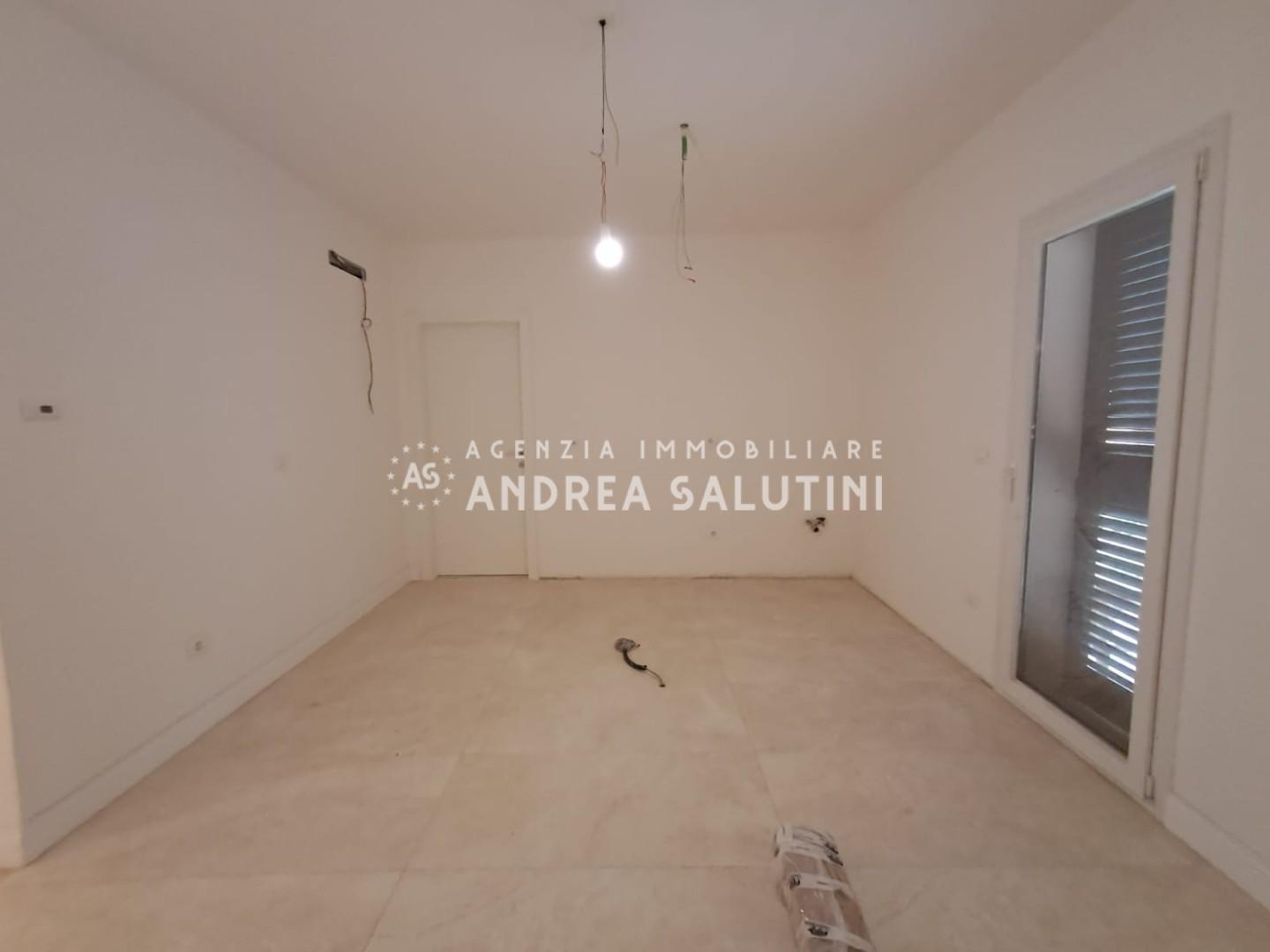 Attico con terrazzi a Bientina