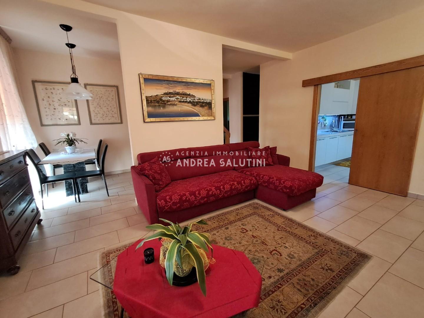 Villa Bifamiliare con giardino, Pontedera oltrera