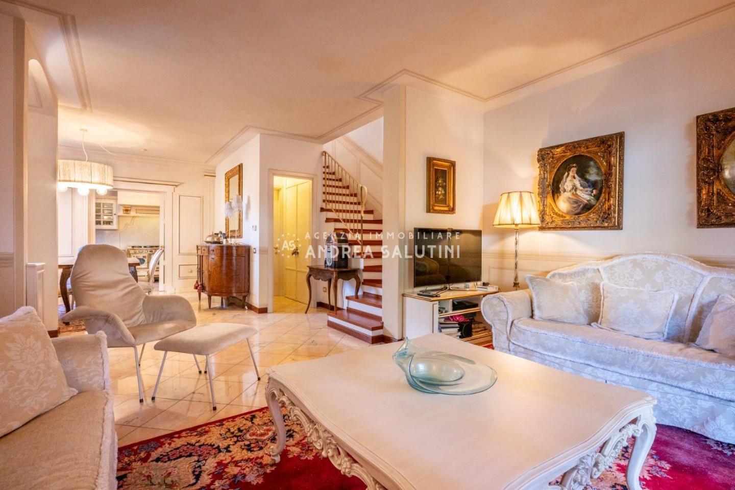Villa Bifamiliare con giardino, Pontedera bellaria