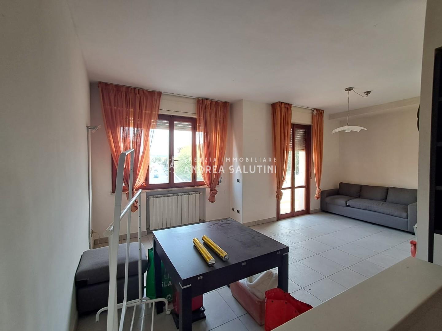 Trilocale in affitto, Pontedera oltrera