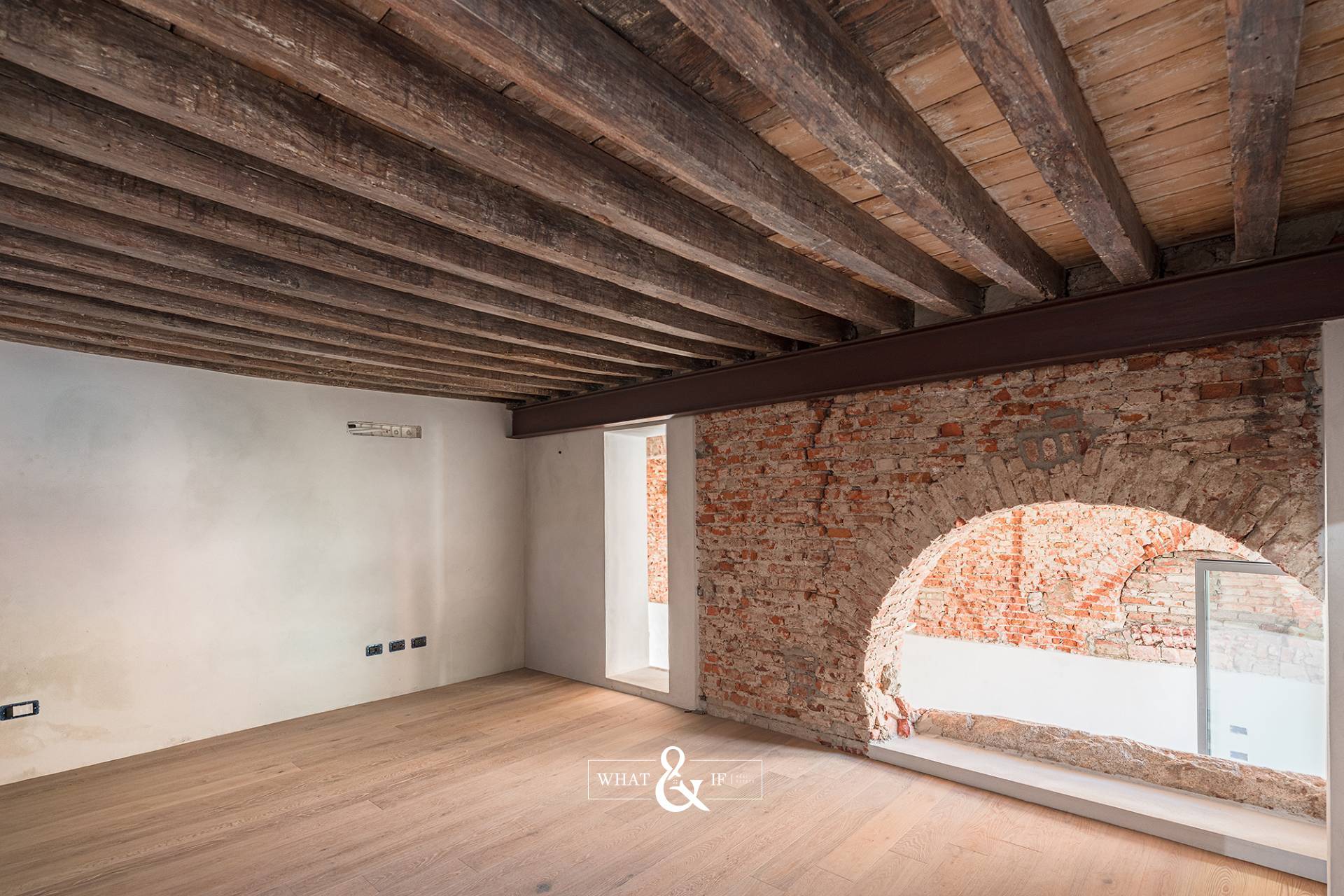 Studio/Ufficio in affitto a Monza, Centro storico