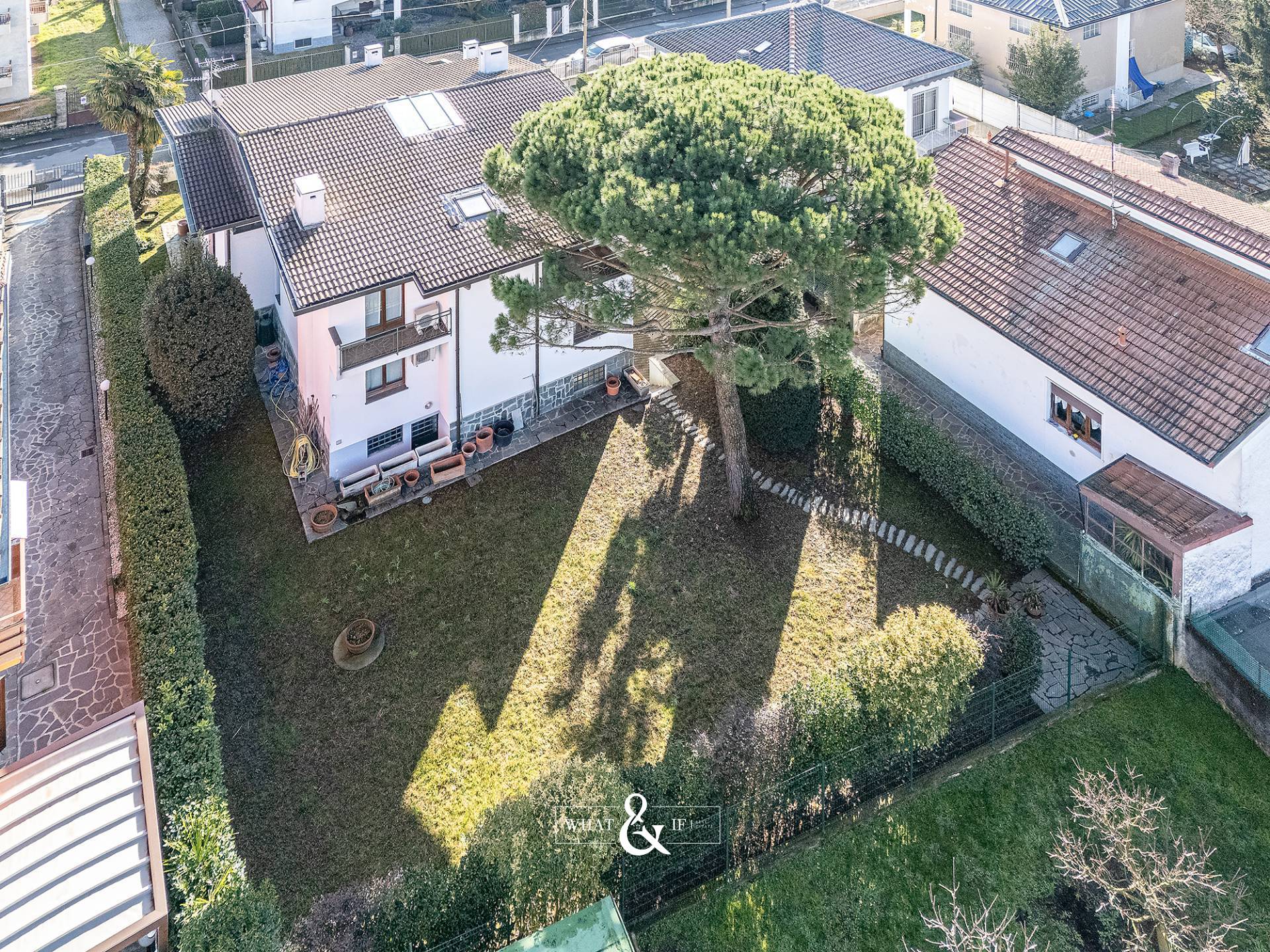 Villa in vendita a Arcore