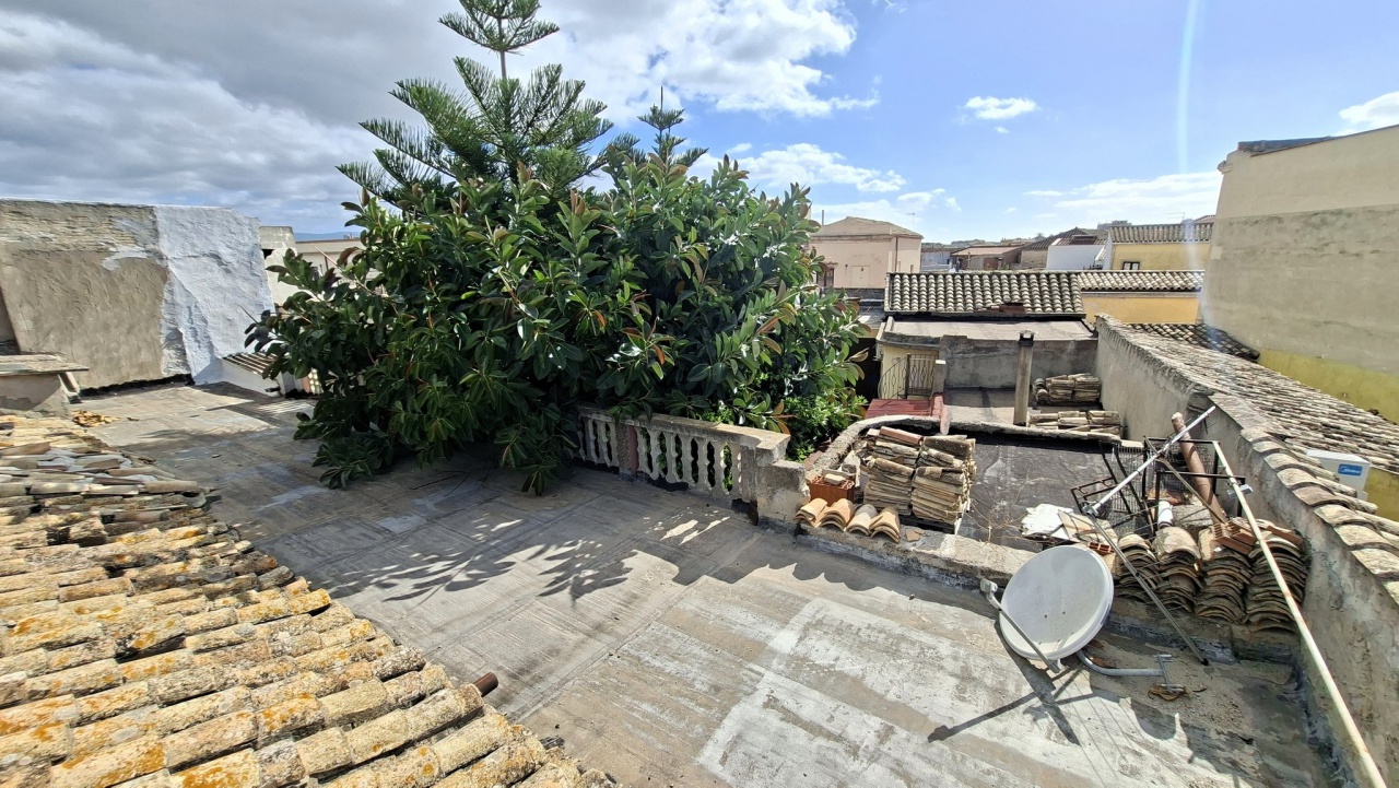 Casa indipendente con giardino in via xx settembre, Quartu Sant'Elena