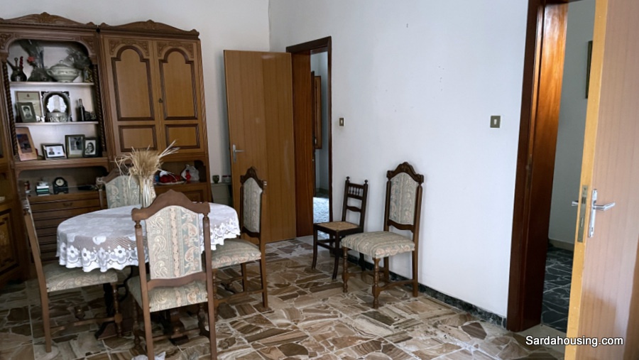 Casa indipendente con giardino in corso fratelli cervi, Solarussa