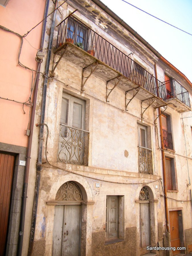 Casa indipendente da ristrutturare in via roma, Santu Lussurgiu