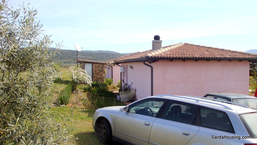 Casa indipendente con giardino in donori campagna, Donori