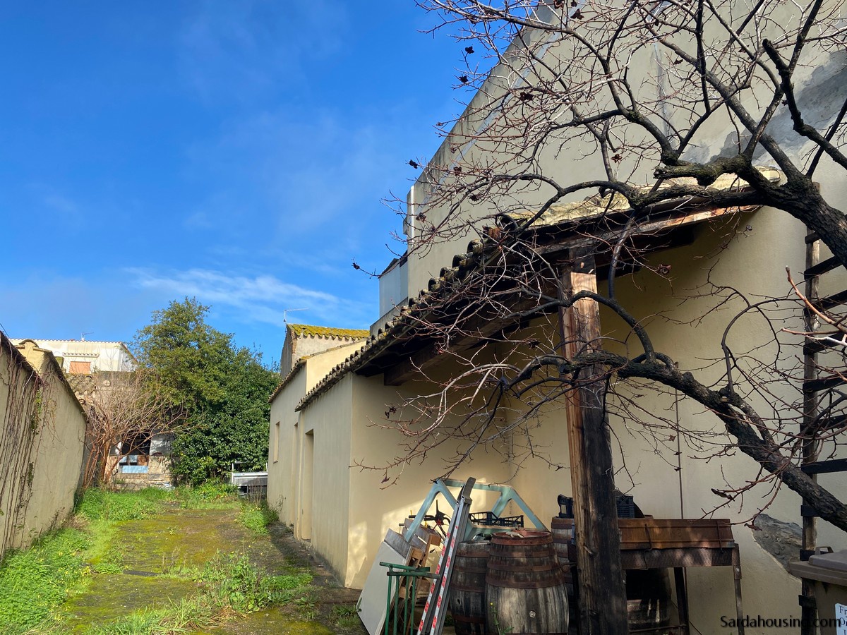 Casa indipendente con giardino in via roma, Soleminis