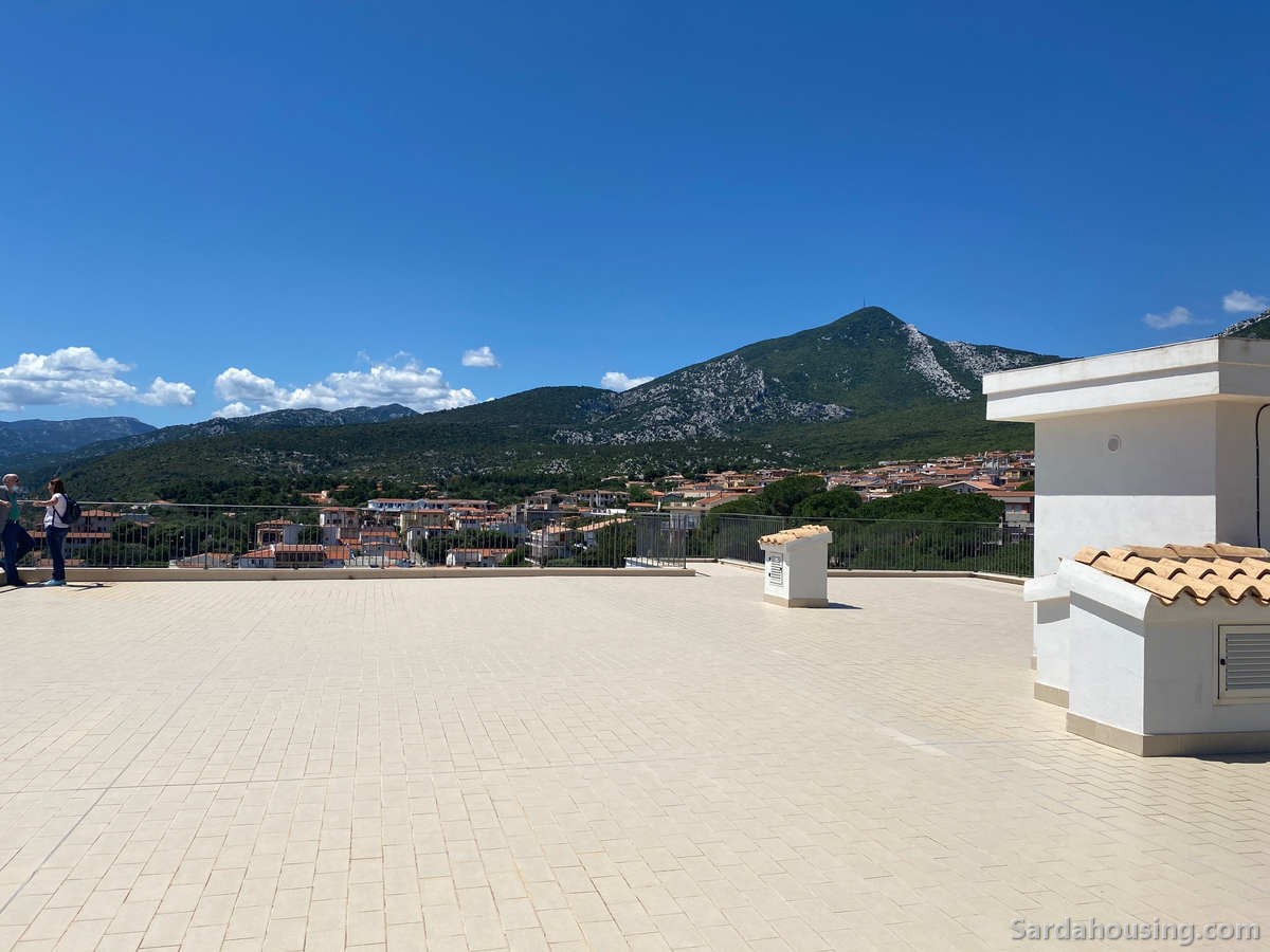 Attico con terrazzo in vasco de gama, Dorgali