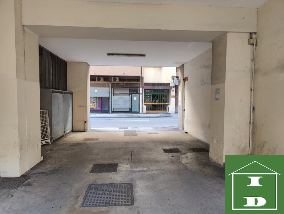 Box/Garage 16mq in affitto a Trieste