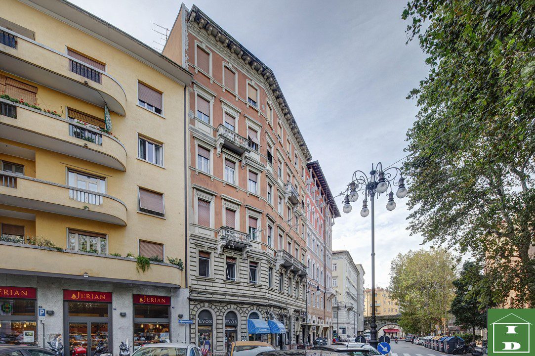 Quadrilocale in vendita a Trieste
