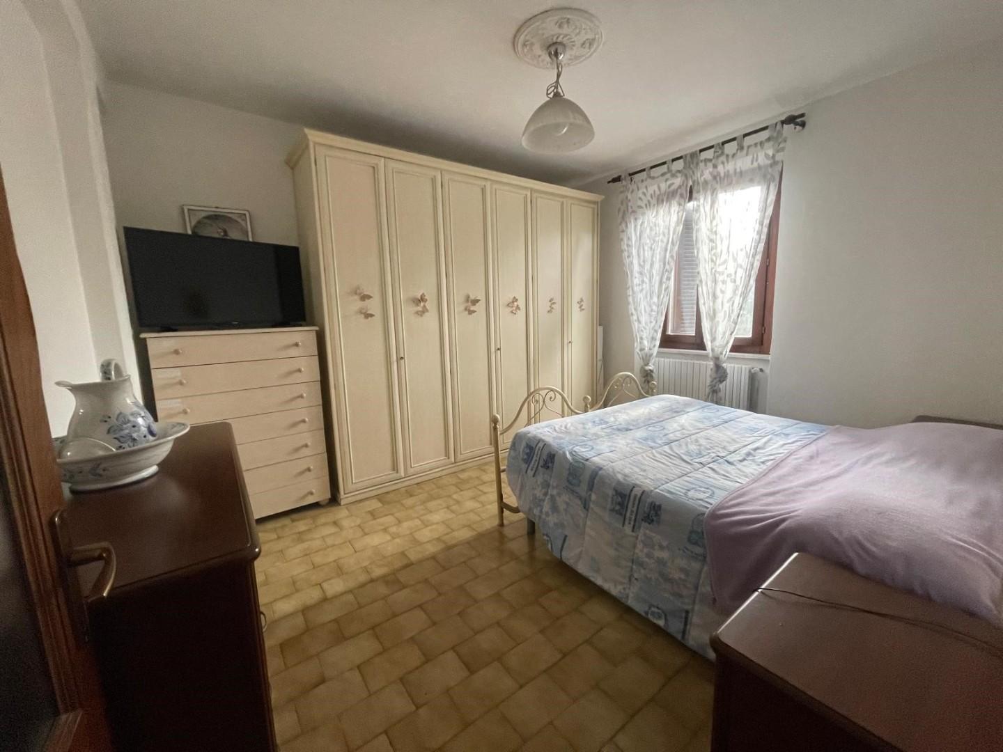 Villa con giardino, Carrara marina di