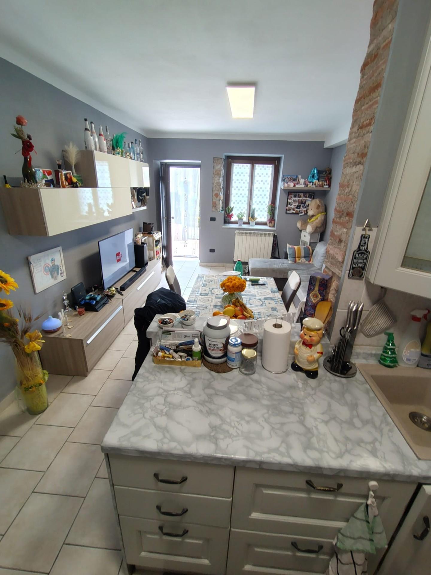 Casa indipendente con giardino a Carrara