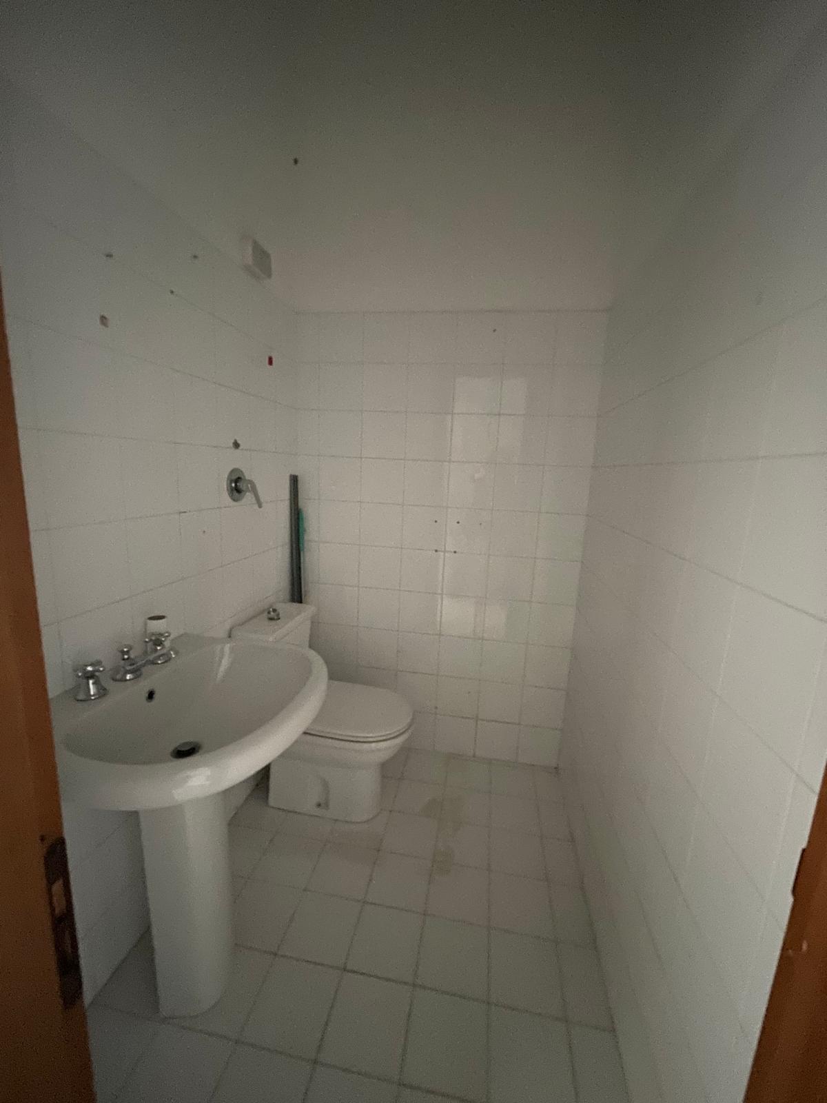 Locale commerciale in vendita, Carrara marina di