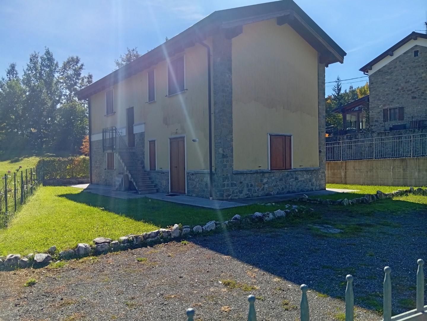 Casa indipendente in vendita a Monchio delle Corti