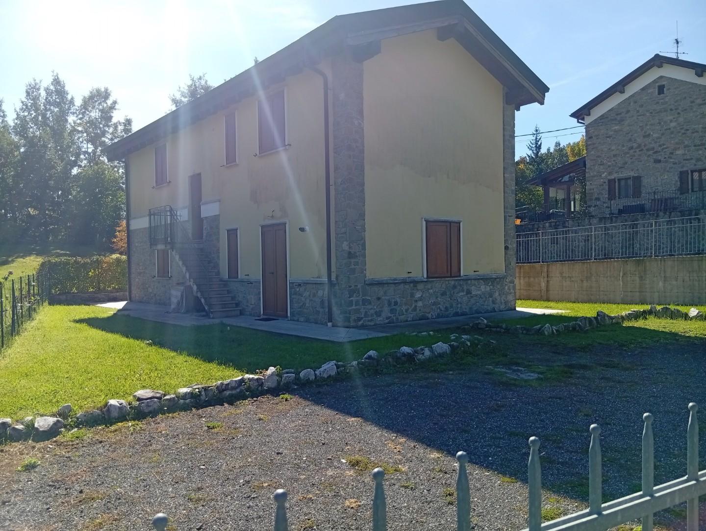 Casa indipendente in vendita a Monchio delle Corti