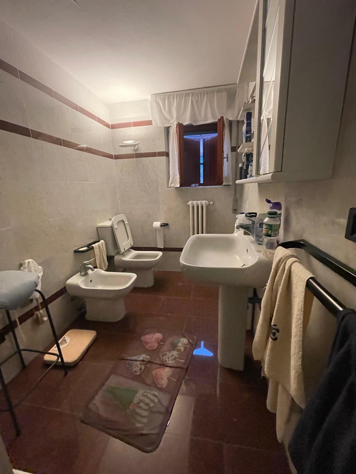 Casa indipendente con giardino, Carrara sant'antonio