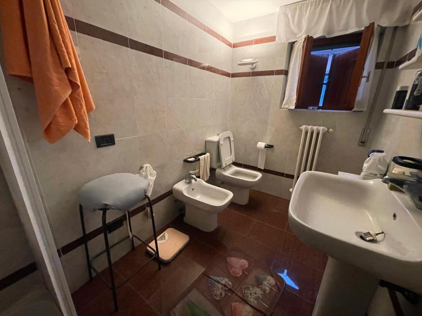 Casa indipendente con giardino, Carrara sant'antonio