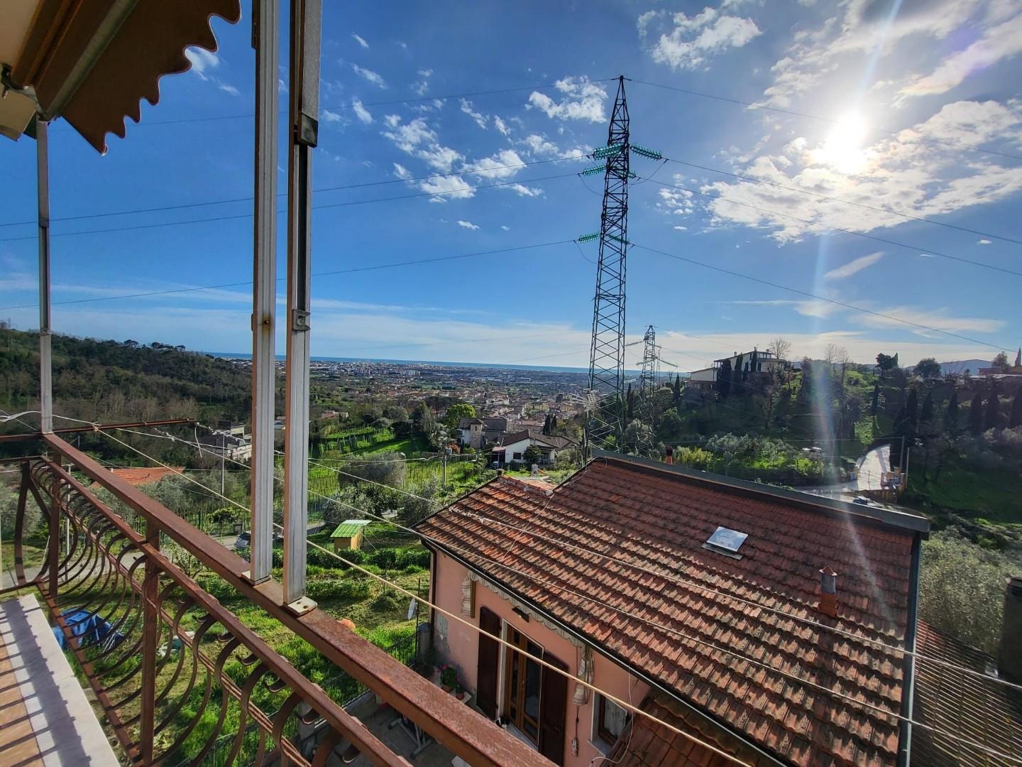 Casa indipendente vista mare, Carrara fossone