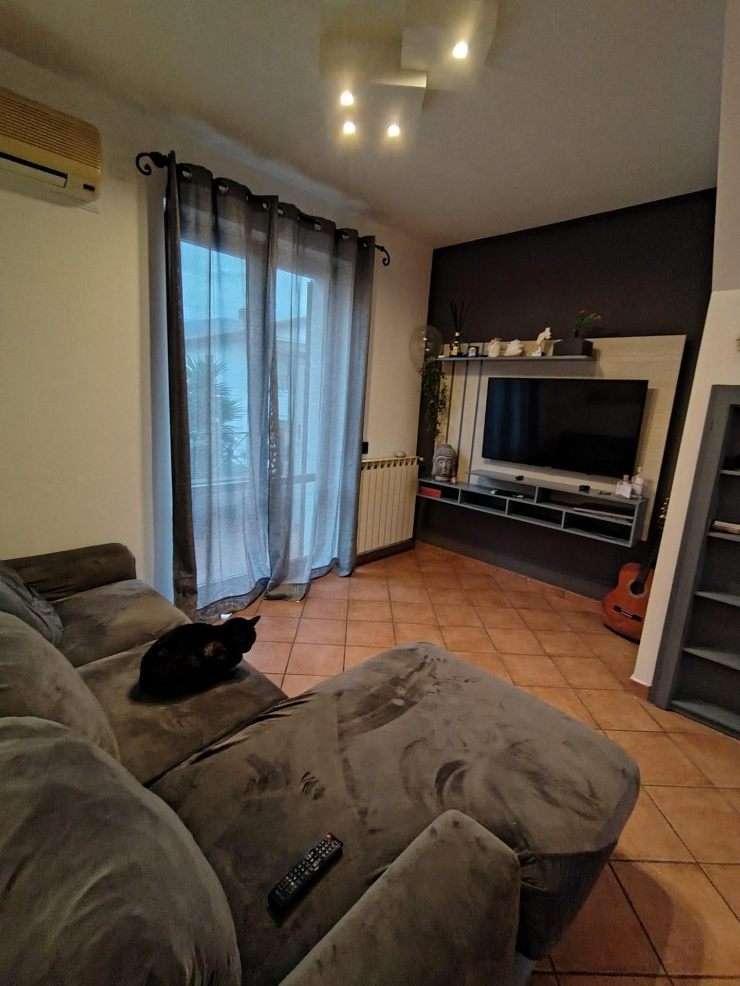 Appartamento in vendita, Massa marina di