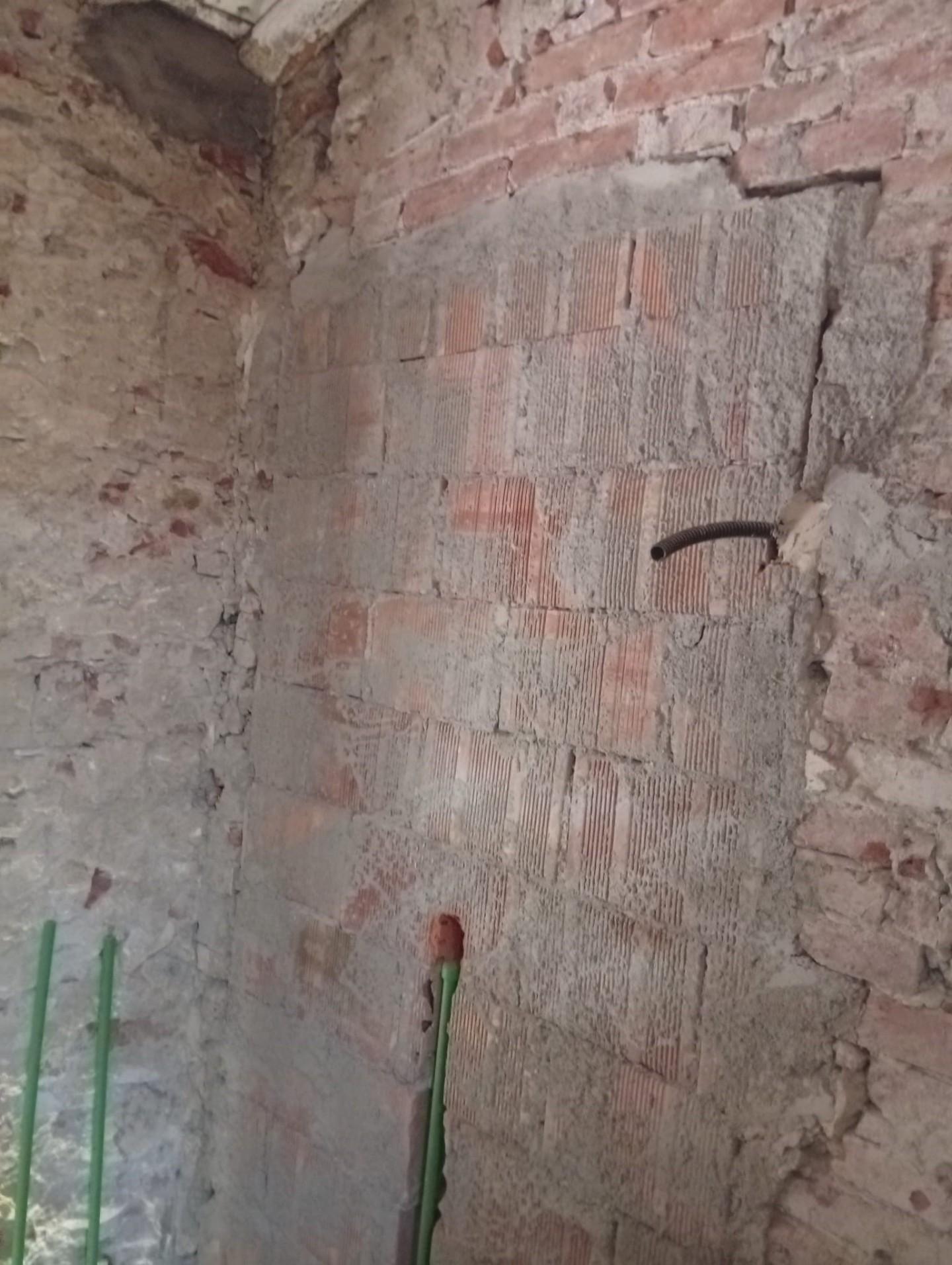 Casa indipendente con giardino, Carrara avenza