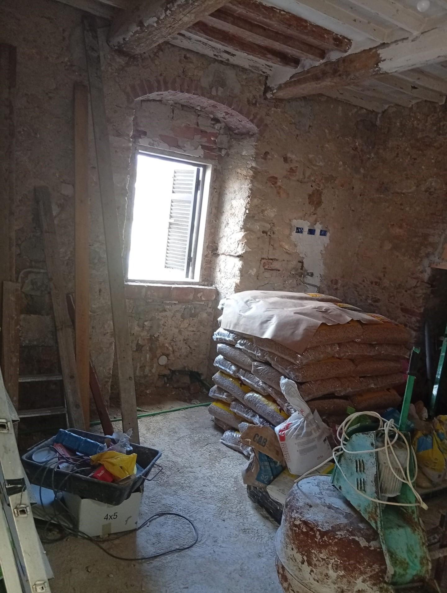 Casa indipendente con giardino, Carrara avenza