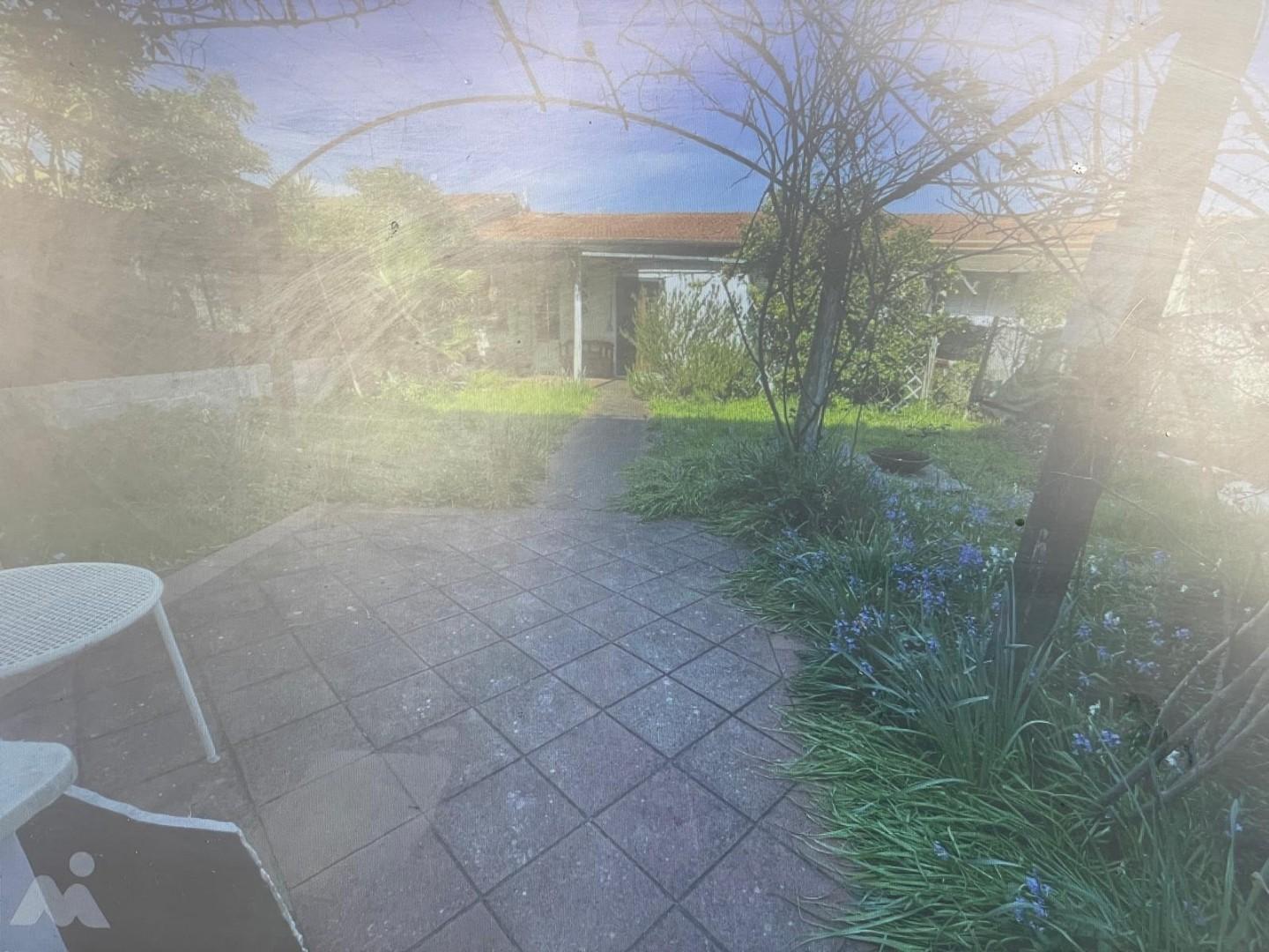 Casa indipendente con giardino, Carrara marina di