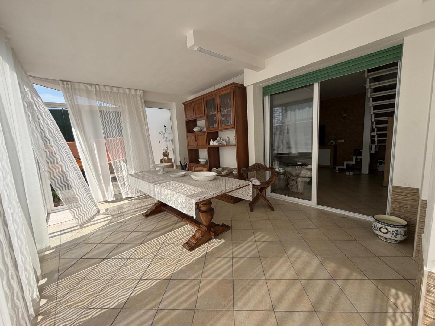 Villa Bifamiliare con giardino, Carrara fossone